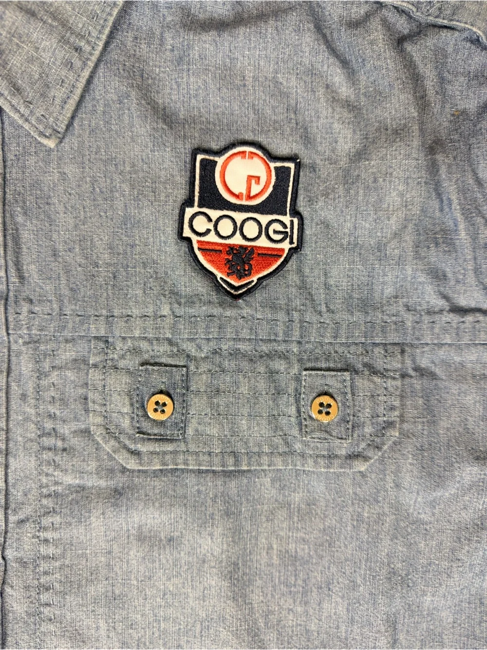 COOGI Australia Men's Chambray Short Sleeve Button Up Camp Shirt